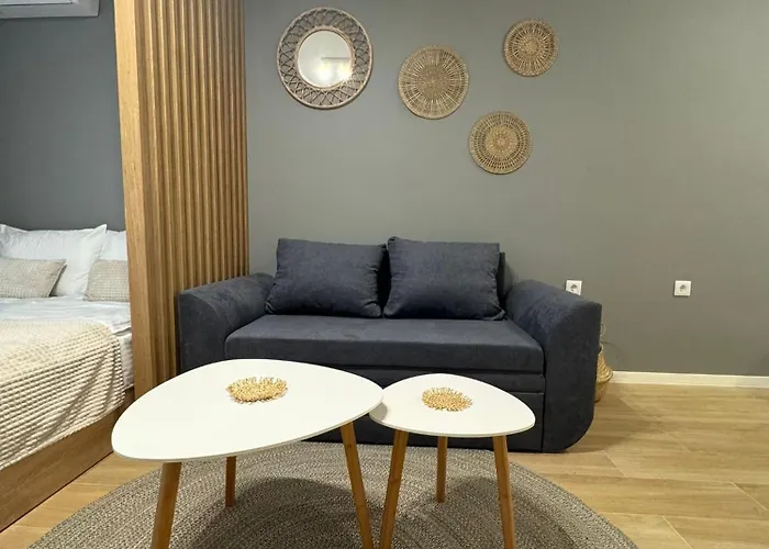 Nest & Rest * فارنا